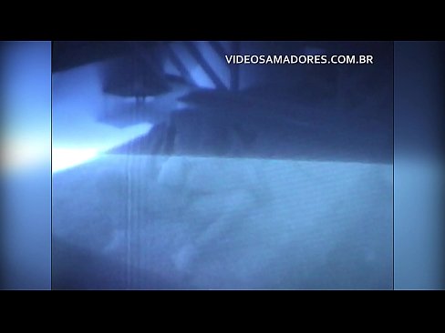 ❤️ Marido filma esposa fodendo o vizinho e descobre que ele é um cornudo ❌ Porno em porno pt-br.28films.ru ﹏